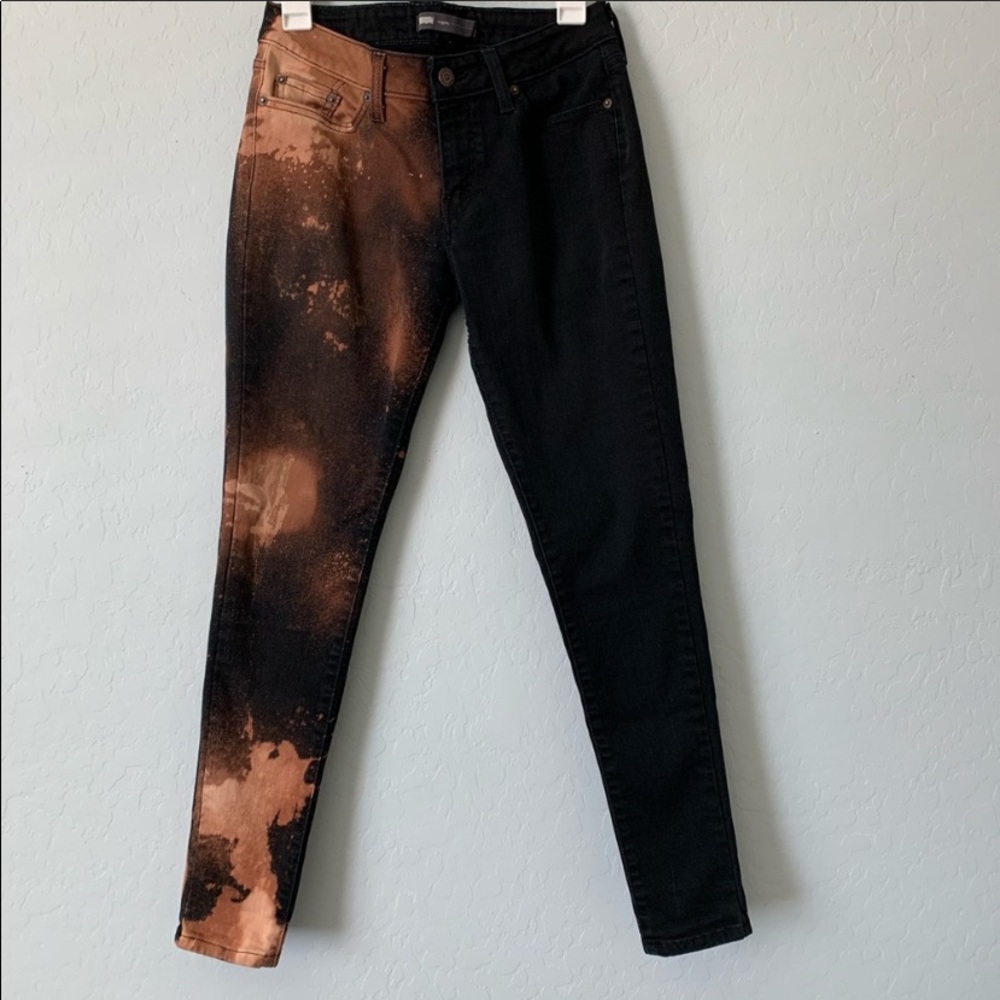 Levi’s Black bleached Stretch Skinny Jeans